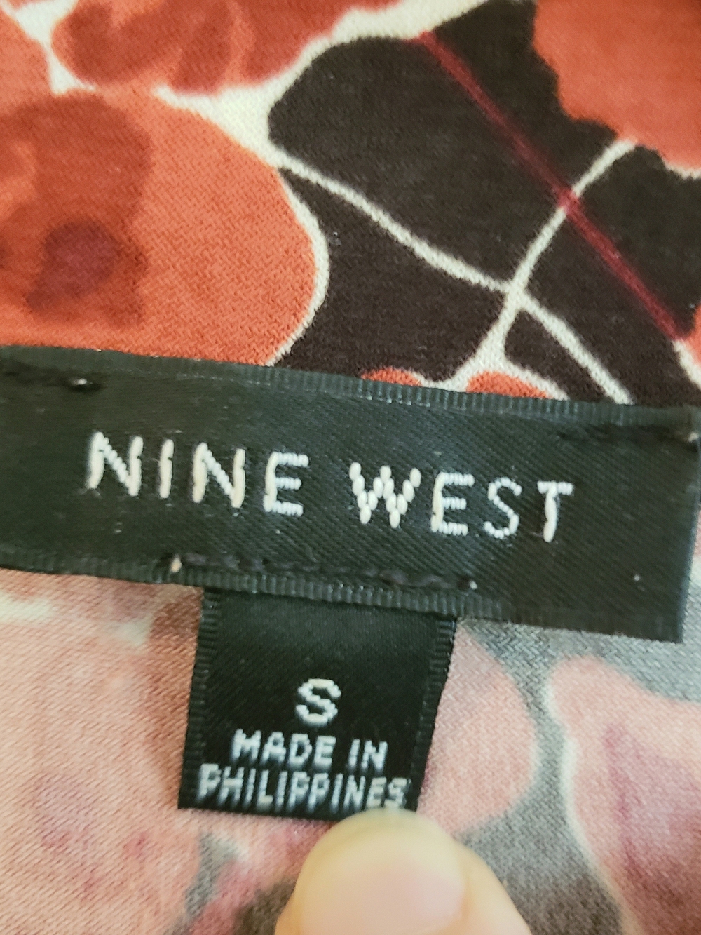 Nine West Pink and Brown Floral Ruched V-Neck Tie Front Top - Picture 2 of 6